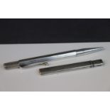 Silver propelling pencil London 1946, Johnson Matthey & Co plus a silver pencil lead holder