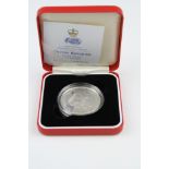 Royal Mint 1997 Silver Proof Golden Wedding Anniversary Commemorative £5 Coin. Mint and Cased