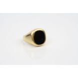 Onyx 18ct yellow gold signet ring, plain polished onxy panel measuring approximately 12mm x 10mm,