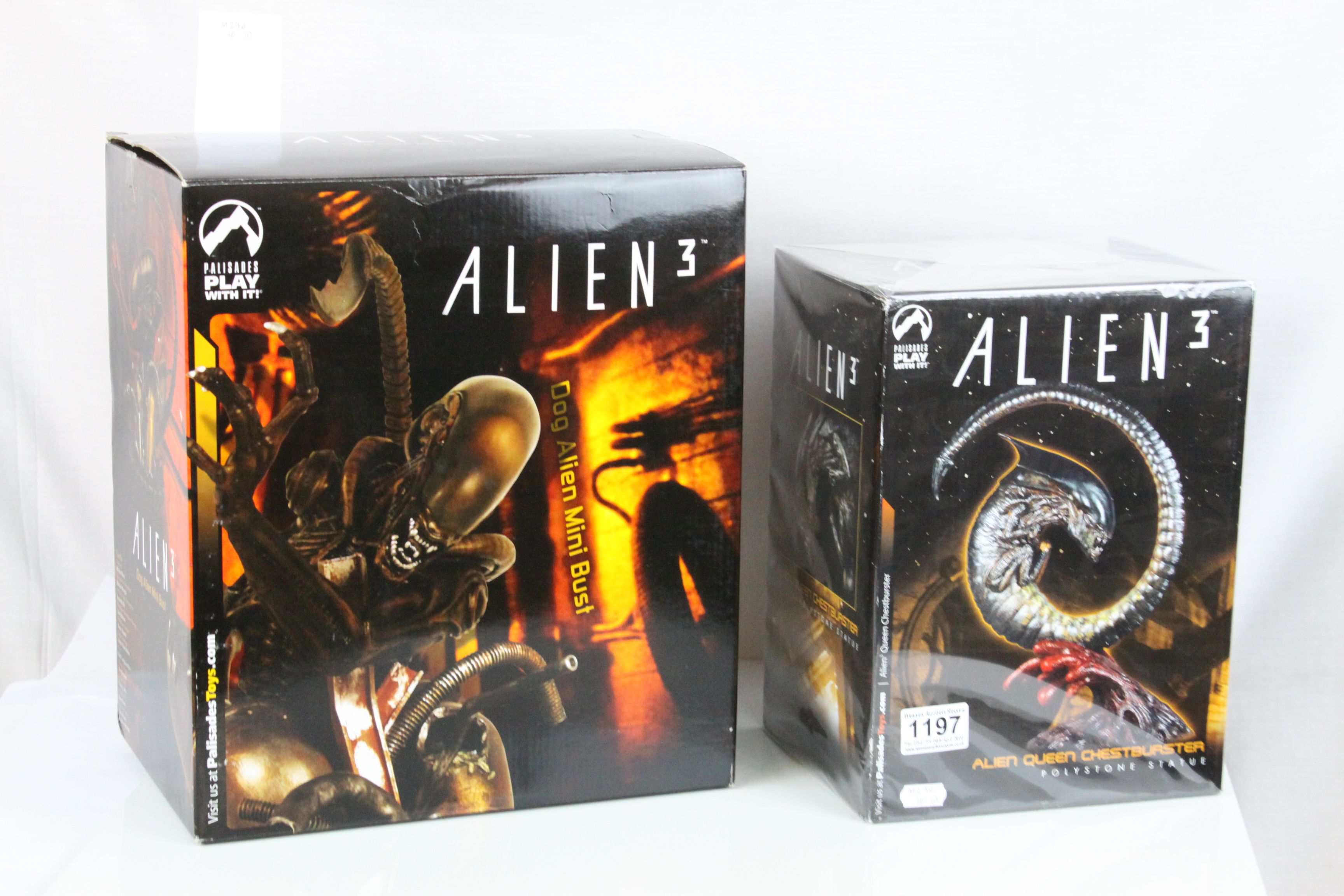 Two boxed Palisades Play With It! Alien 3 statues/busts to include Dog Alien Mini Bust and Alien