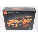 Lego - Boxed Lego Technic 1:8 42056 Porsche 911 GT3 RS set, previously built, with all inner