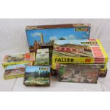 Nine boxed HO/OO railway model kits to include 8 x Faller featuring B-580, B-194, 365, B-158 (x2),