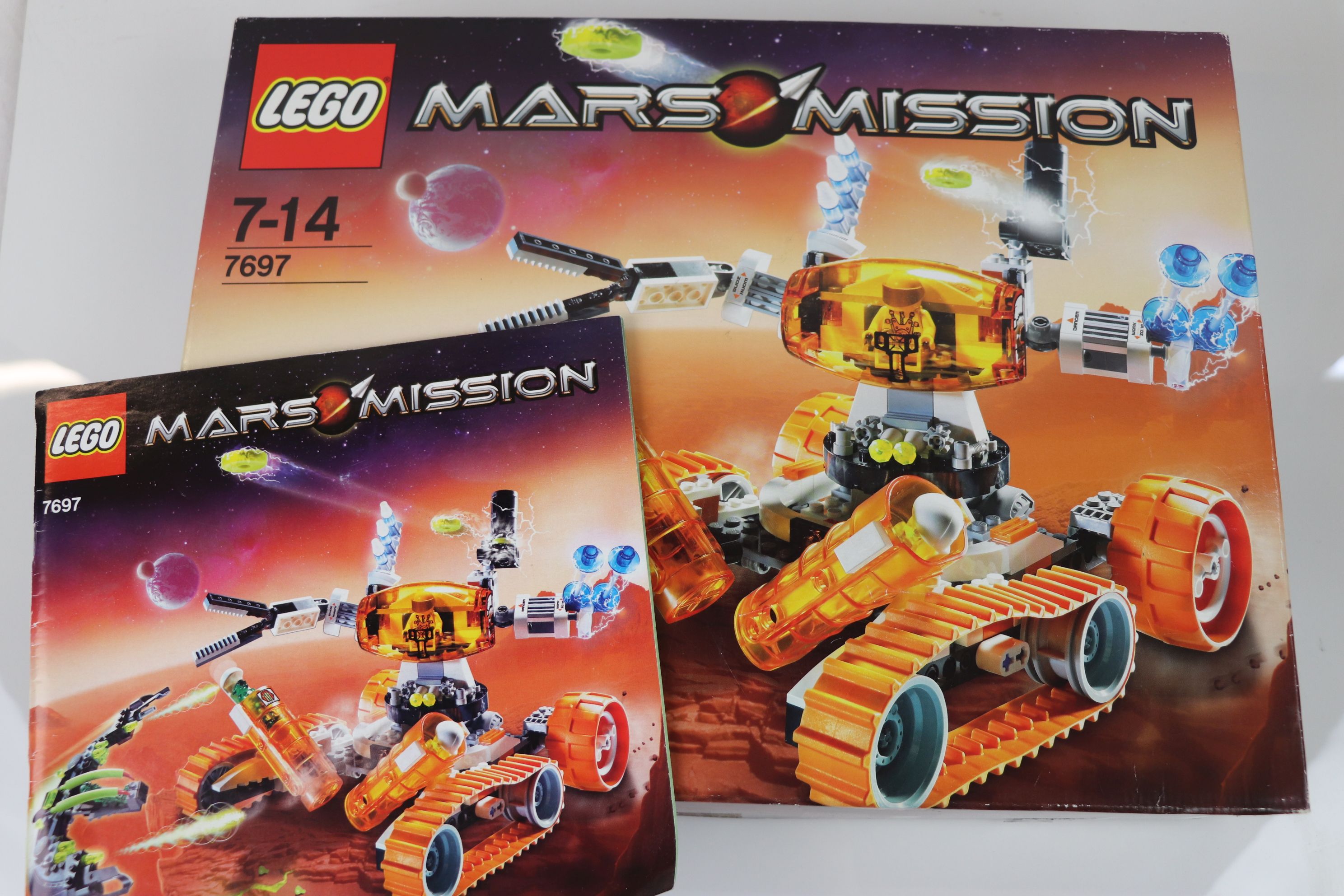 Six boxed Lego Mars Mission sets to include 7693, 7646, 7697, 7648, 7695 & 7694, plus an unboxed - Image 4 of 10