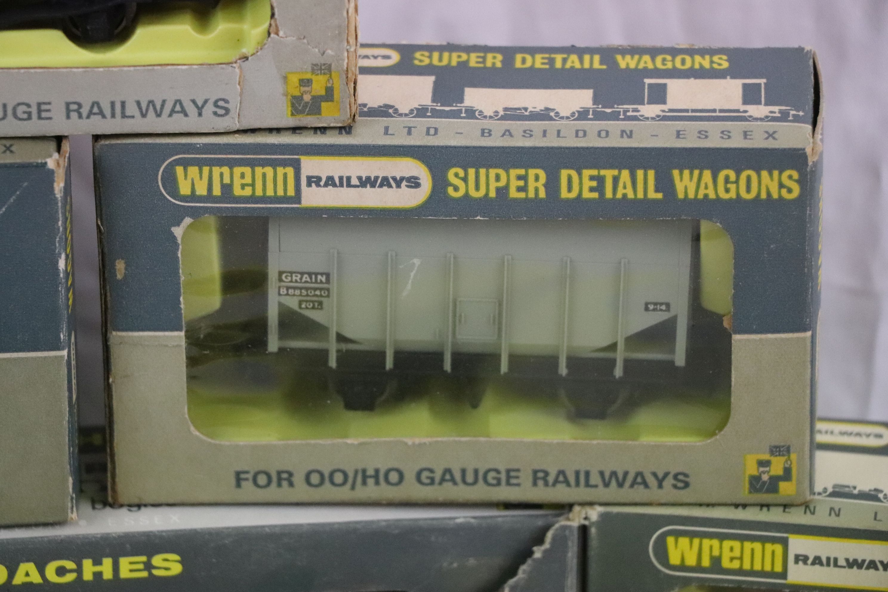 14 Boxed OO gauge Wrenn items of rolling stock to include W6001 Pullman Car 2nd Class, W6002 Pullman - Image 7 of 15