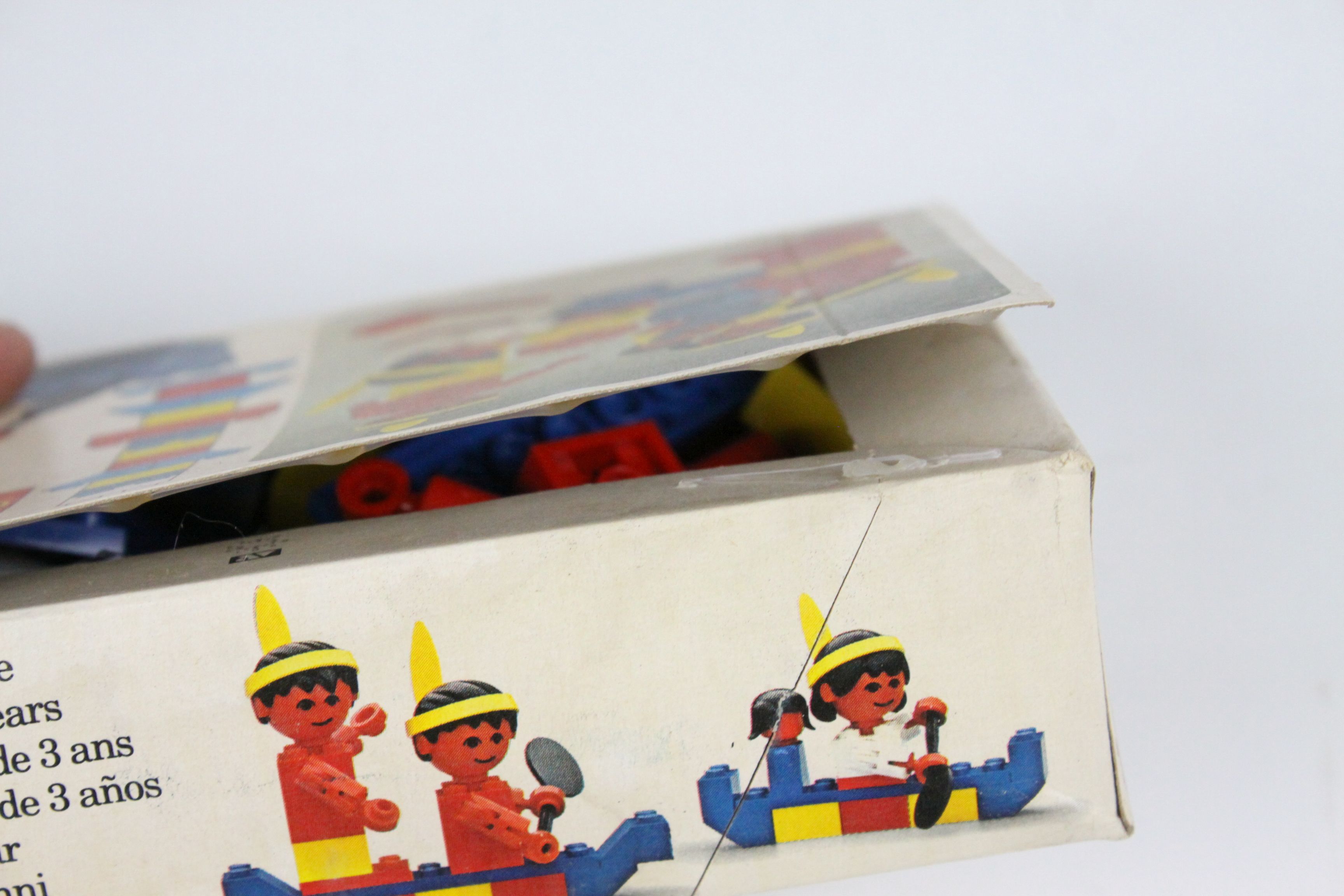 Six boxed Lego sets to include 4 x 215 Red Indians, 609 Aeroplane, and 101 Battery, appearing - Image 26 of 28