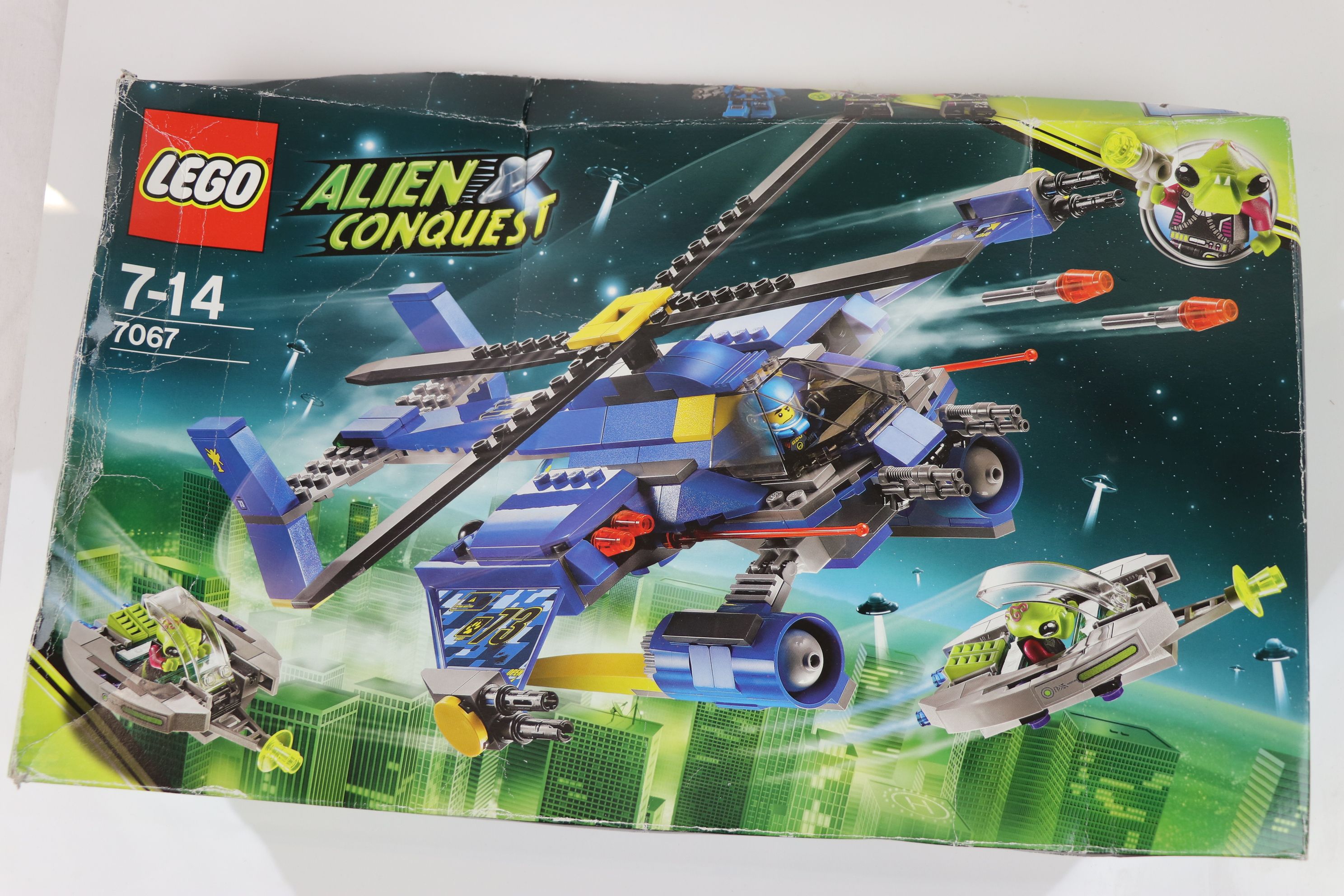 10 Boxed Lego sets to include Agents Mission 6 8635, 2 x Alien Conquests (7067 & 7051), 3 x Galaxy - Image 4 of 10