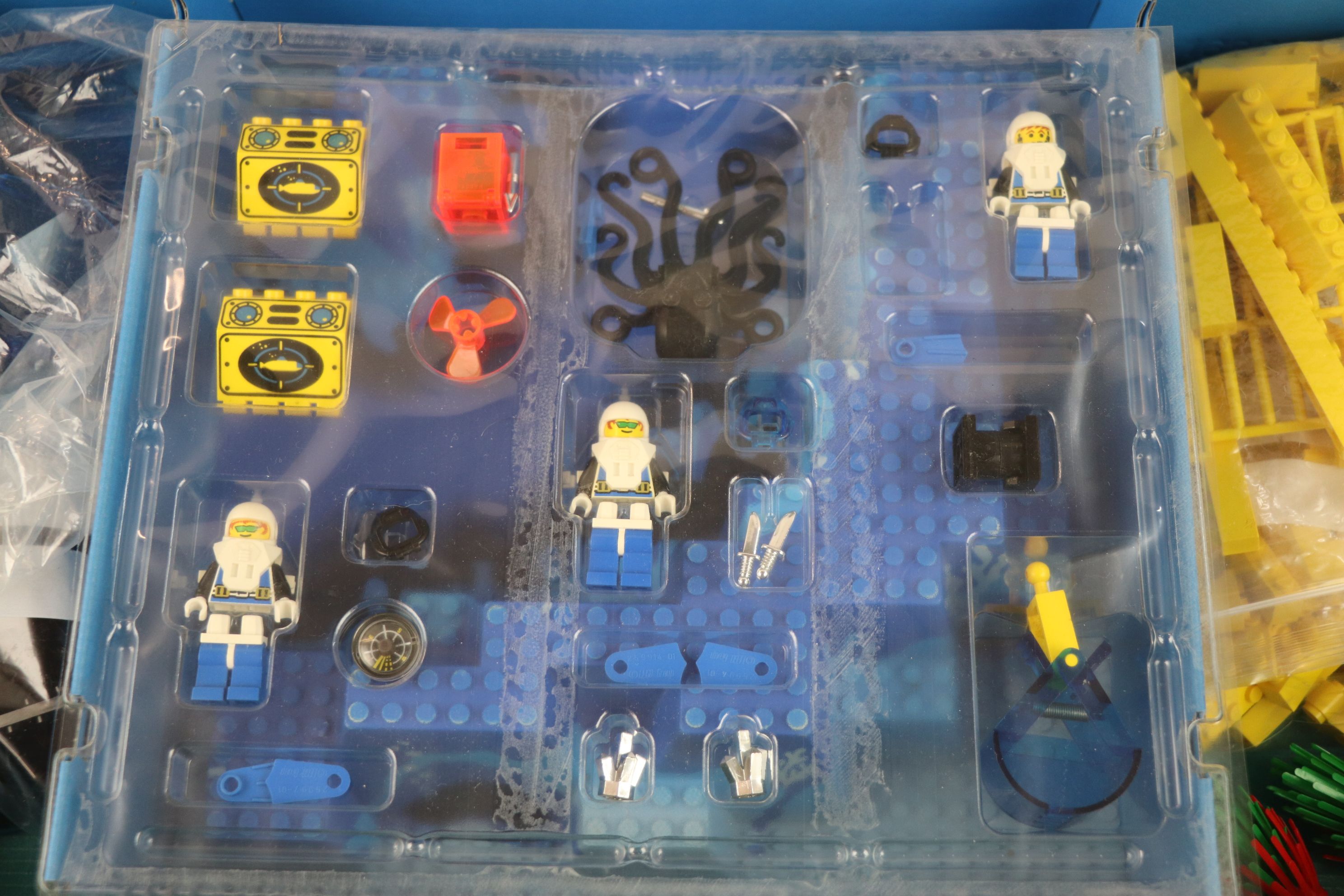 Lego - Boxed Lego System 6195 Aquanauts Neptune Discovery set unchecked but appearing complete - Image 12 of 16