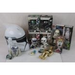 Star Wars - Group of Star Wars figures and accessories to include four boxed Hasbro Mighty Muggs