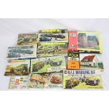 10 Boxed and unbuilt plastic model kits to include 8 x Airfix (RAF Refuelling Set, Refuelling Set,