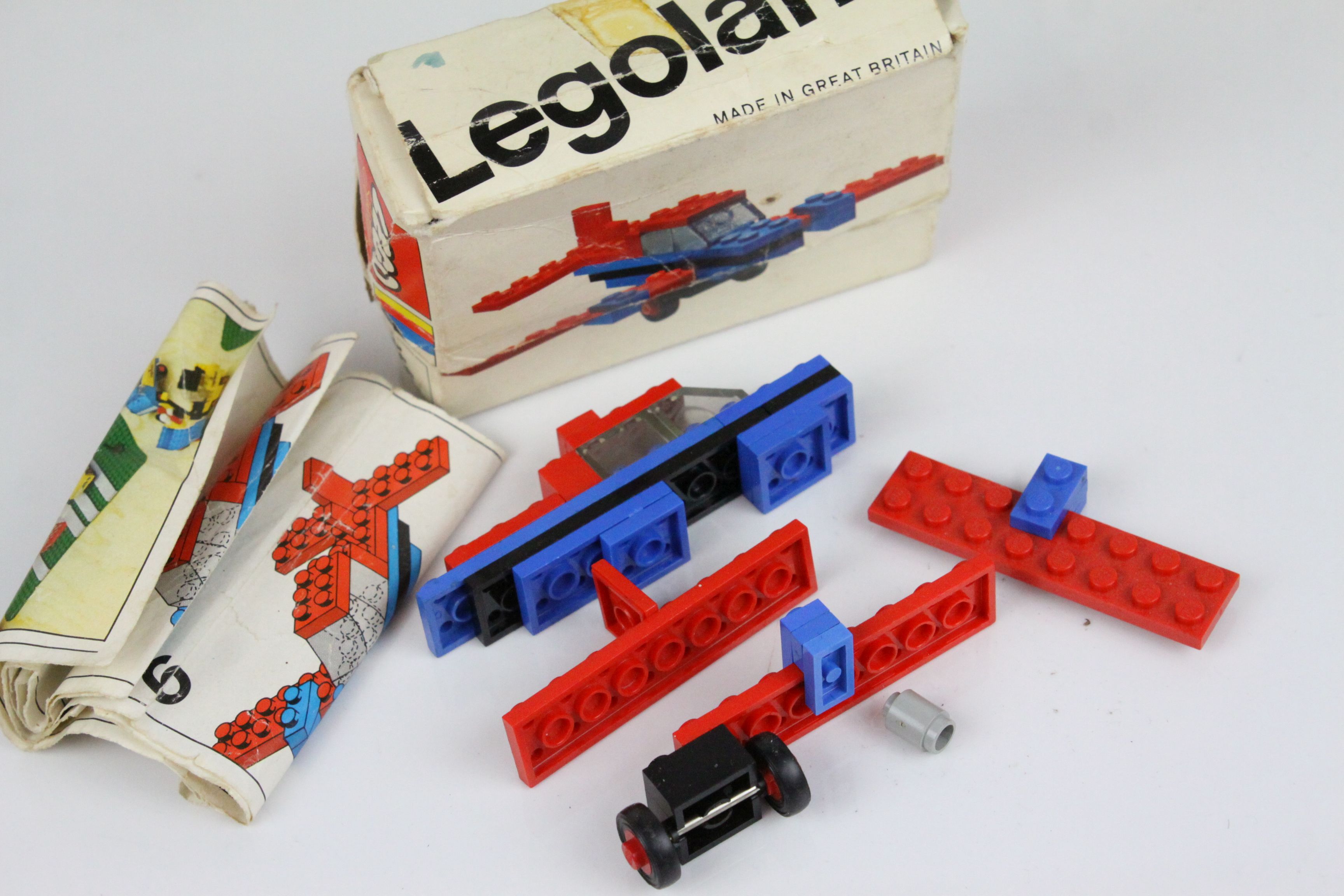 Six boxed Lego sets to include 4 x 215 Red Indians, 609 Aeroplane, and 101 Battery, appearing - Image 5 of 28