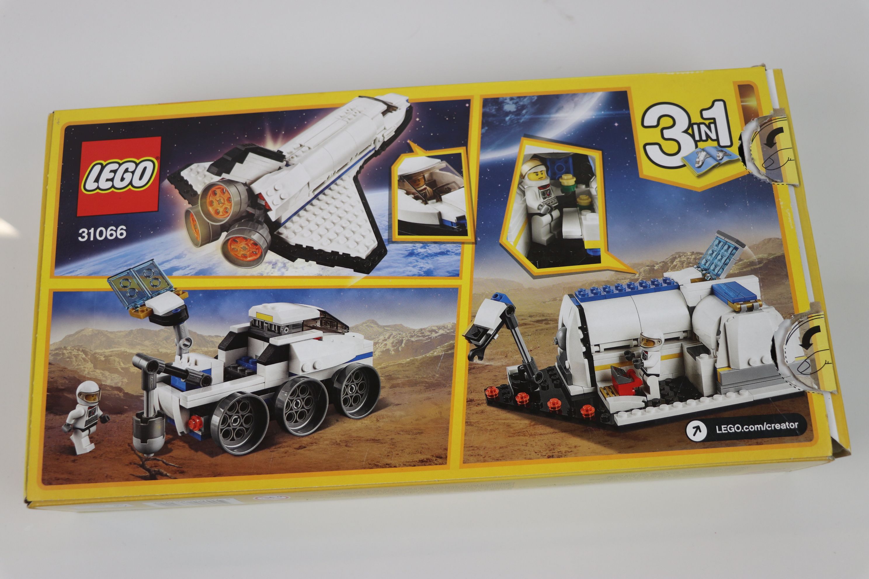 Seven boxed Lego Creator sets to include 31052, 31079, 31066, 40252, 40220, 31031 and 31044 - Image 9 of 31