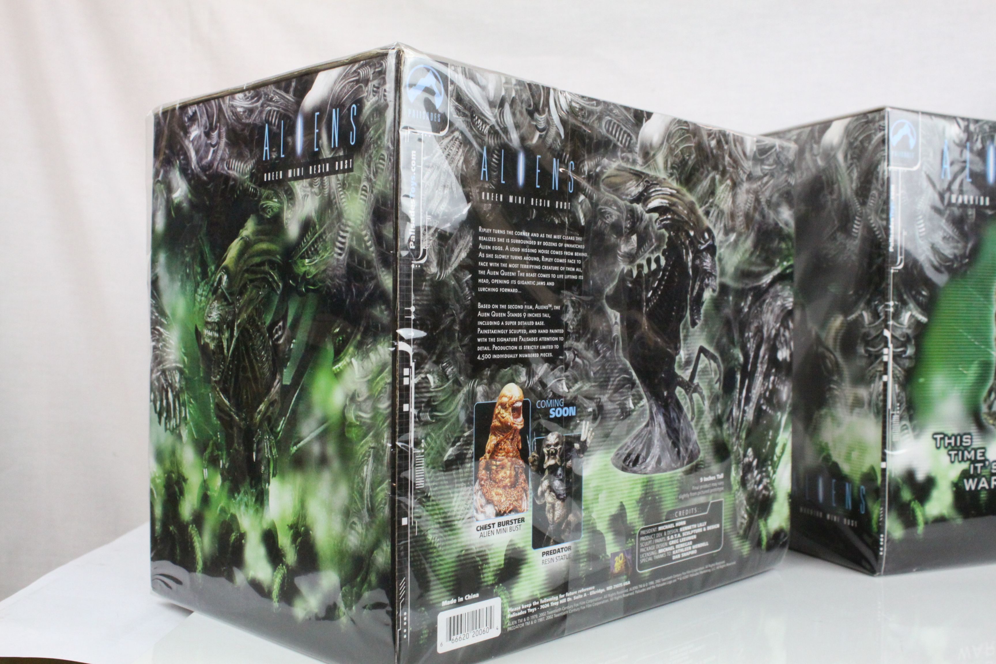 Two boxed Palisades Aliens busts to include Warrior Mini Bust and Queen Mini Resin Bust, both - Image 5 of 14