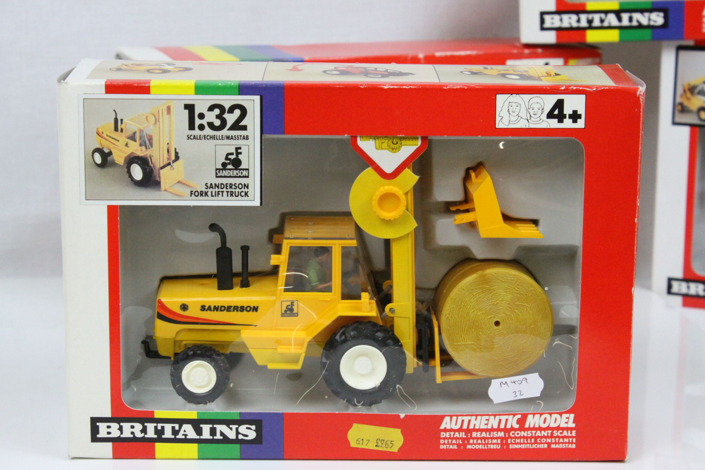 16 Boxed 1:32 Britains farming models to include 9566, 9559, 9539, 9548, 9547, 9574, 9509, 9519, - Image 21 of 27