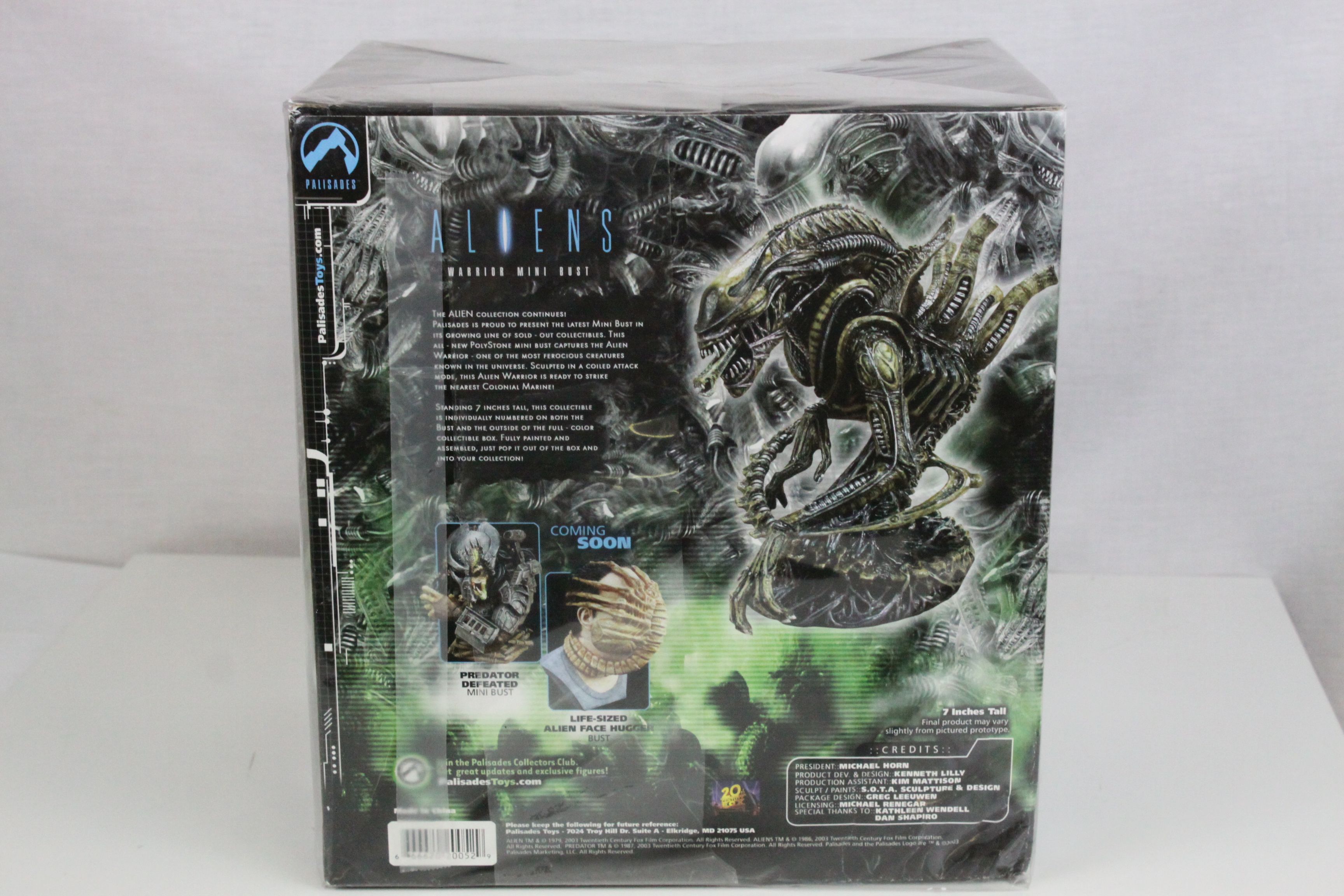 Two boxed Palisades Aliens busts to include Warrior Mini Bust and Queen Mini Resin Bust, both - Image 10 of 14