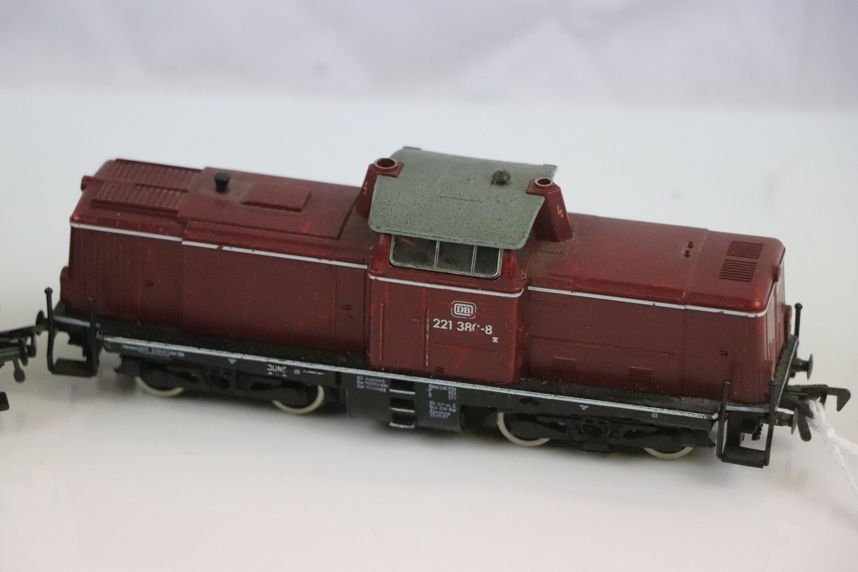 Four HO scale locomotives to include Fleischmann x 3 and Bachmann - Image 4 of 7