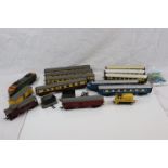 Collection of Triang OO gauge model railway to include 10 x items of rolling stock, 2 x