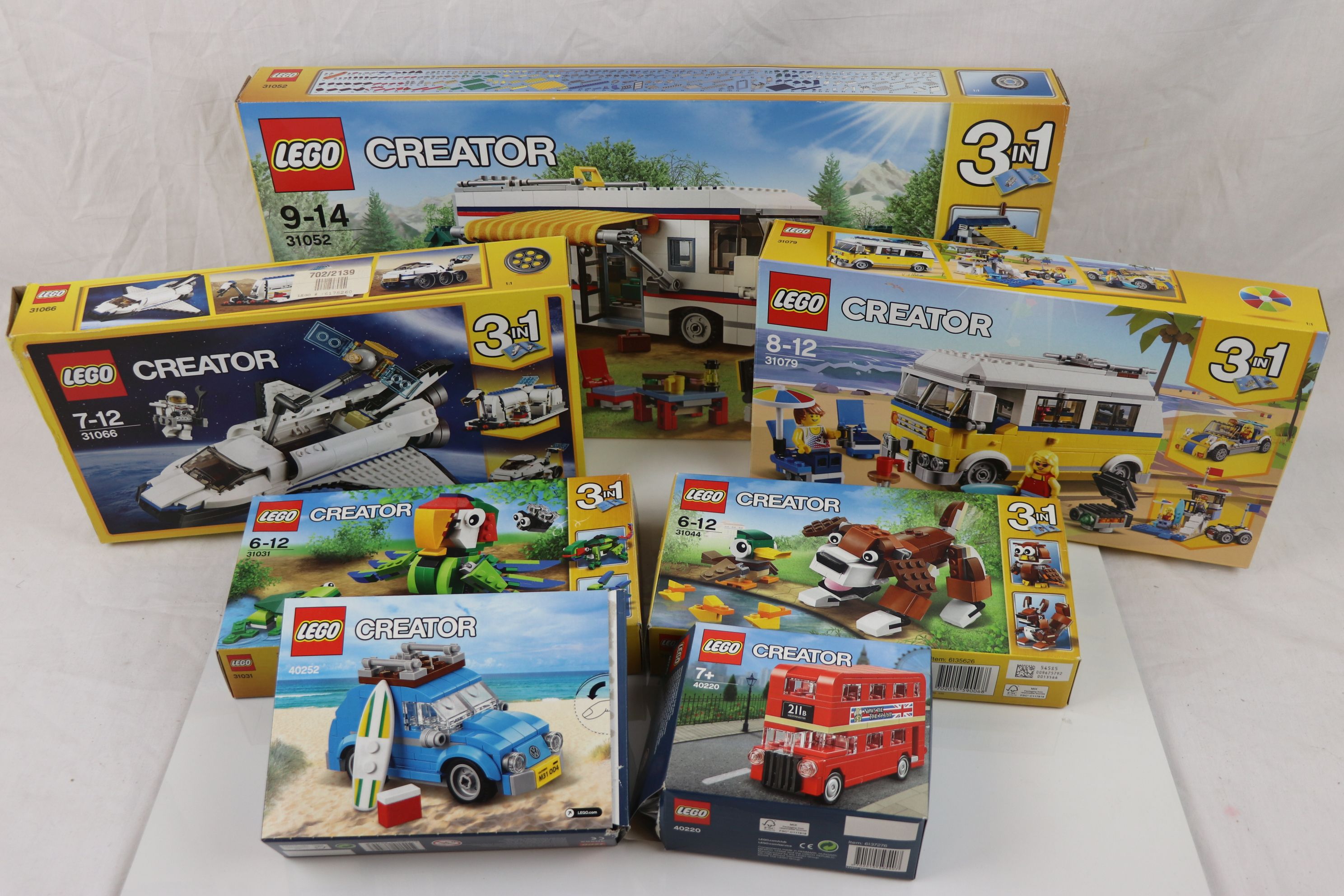 Seven boxed Lego Creator sets to include 31052, 31079, 31066, 40252, 40220, 31031 and 31044 - Image 2 of 31