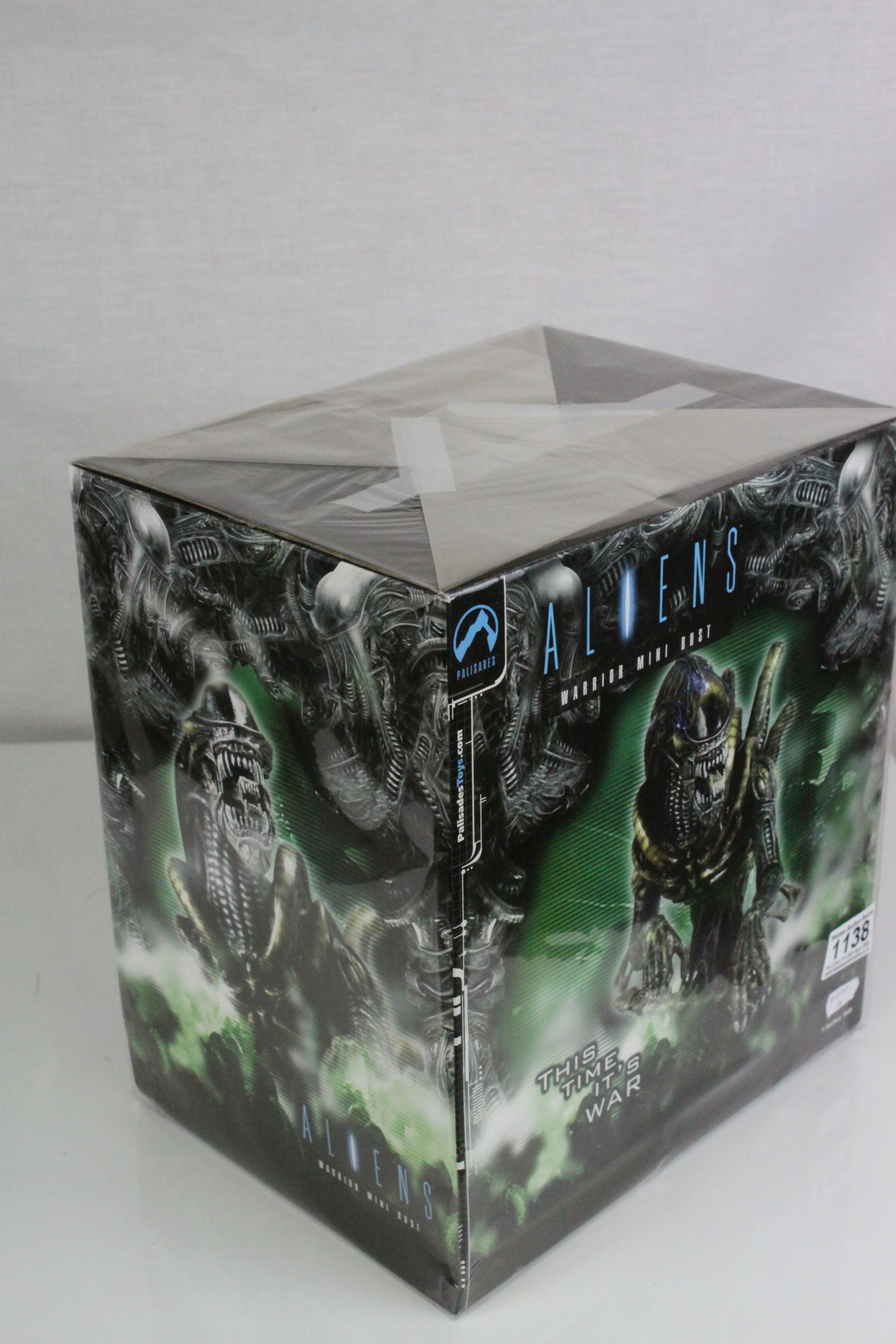 Two boxed Palisades Aliens busts to include Warrior Mini Bust and Queen Mini Resin Bust, both - Image 9 of 14