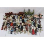 Star Wars - Very large collection of circa 1990s figures, vehicles and play sets, many