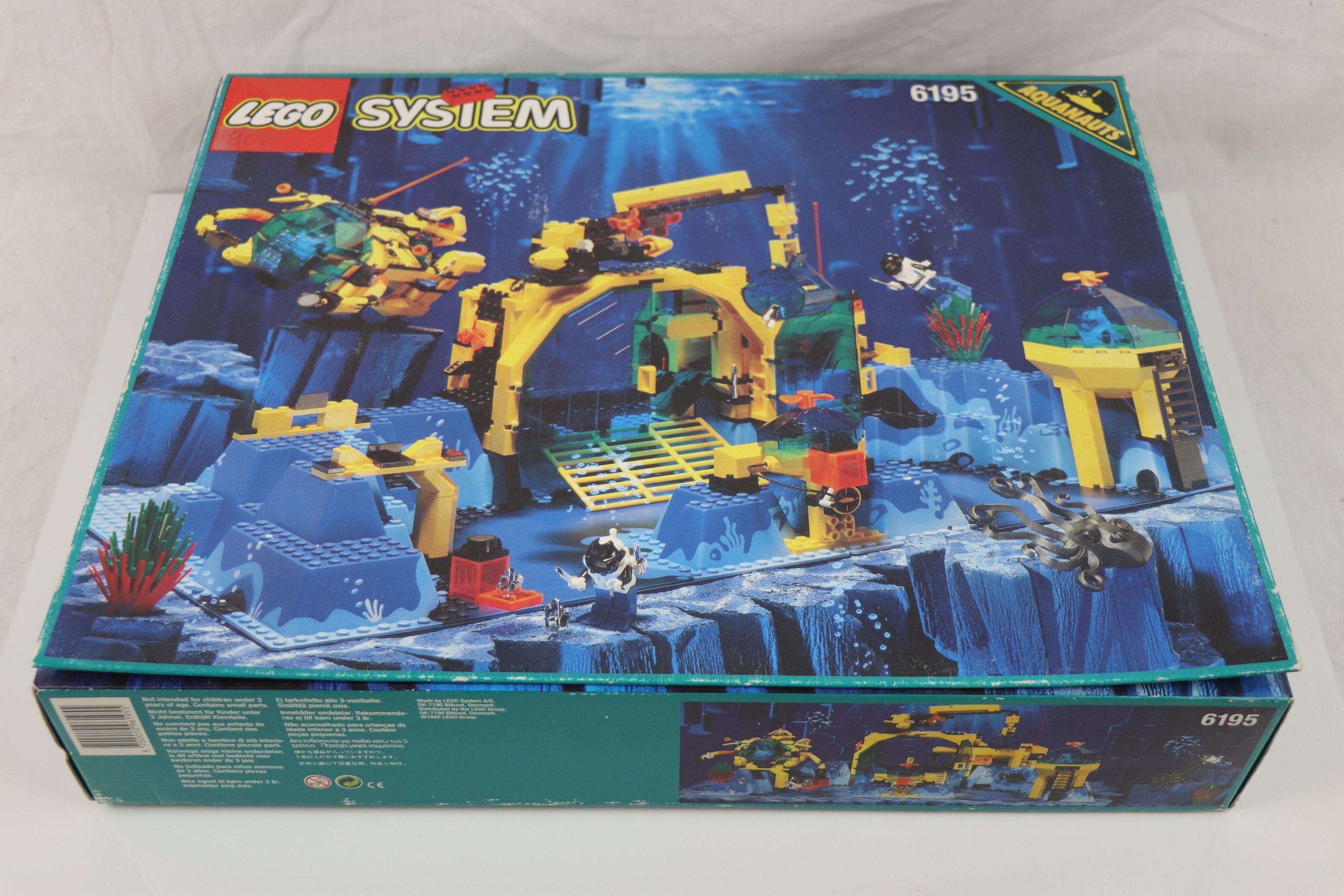 Lego - Boxed Lego System 6195 Aquanauts Neptune Discovery set unchecked but appearing complete - Image 2 of 16