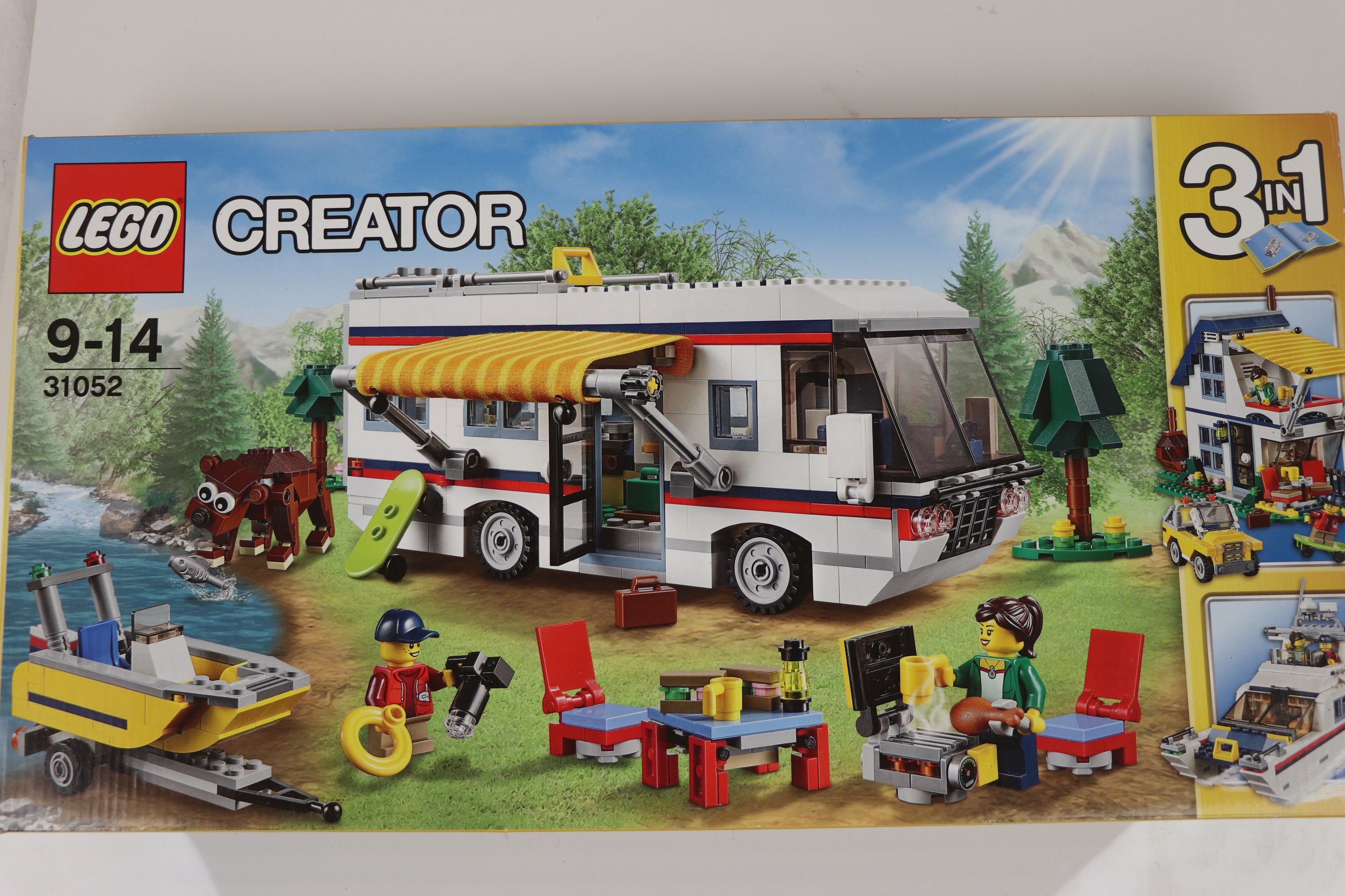 Seven boxed Lego Creator sets to include 31052, 31079, 31066, 40252, 40220, 31031 and 31044 - Image 3 of 31