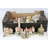 Collection of David Winter cottages including retired piece 1993 Tyddyn Siriol