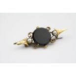 Victorian yellow metal mourning brooch