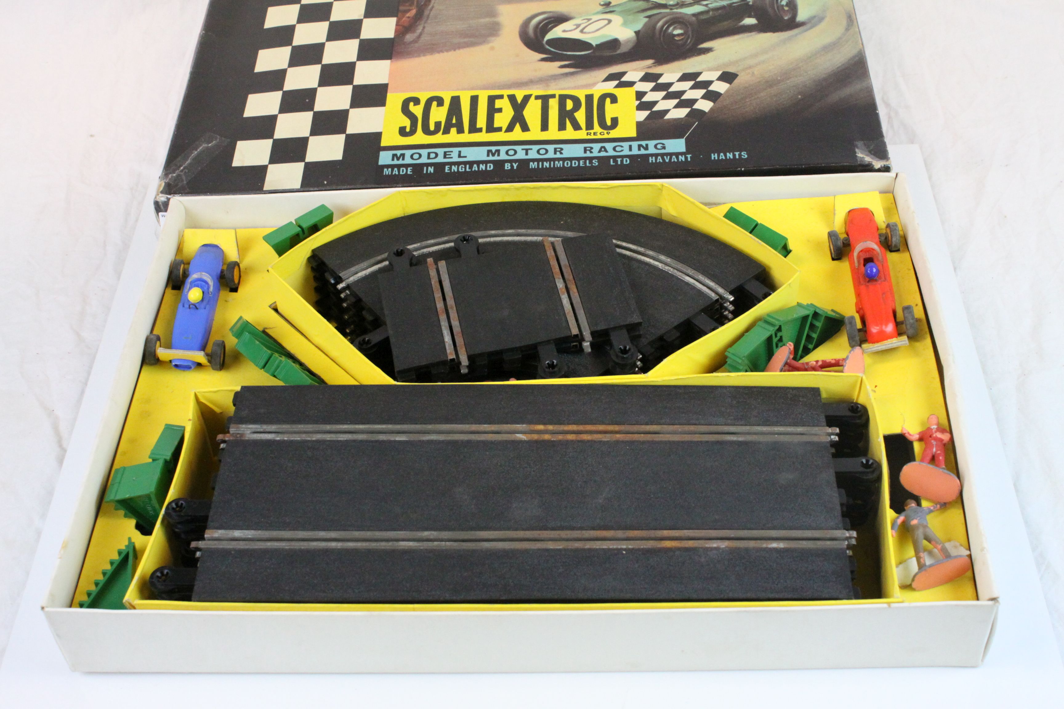 Vintage Boxed Tri-ang Scalextric Model Motor Racing Set, no. FJ.31 Formula Junior Cars - Image 2 of 6