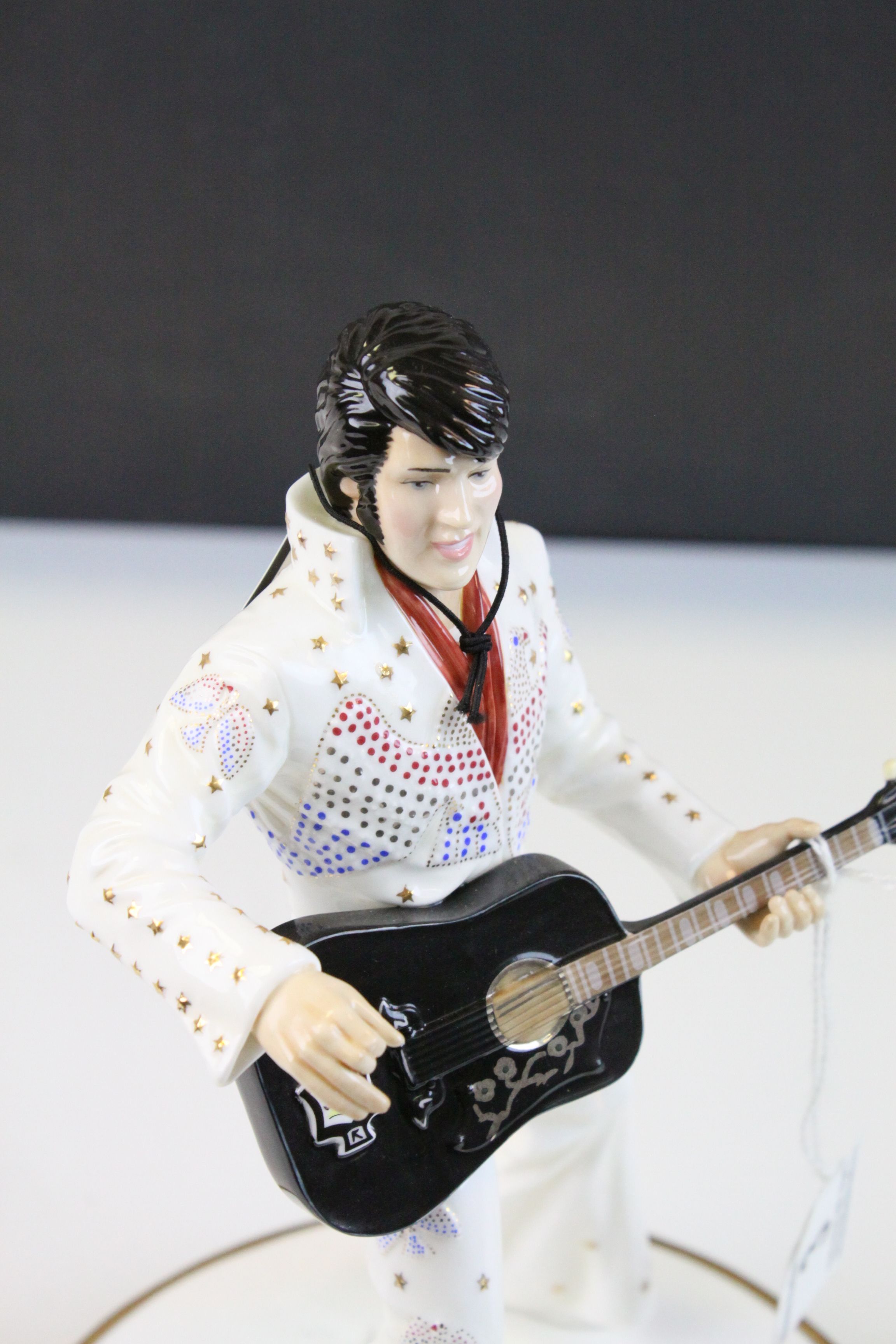 Royal Doulton Elvis Presley figurine titled "Elvis Vegas" ltd edn no.34 of 2500 - Image 2 of 7