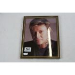 Music Autograph - Framed and glazed signed print of David Bowie with coa to rear of photo