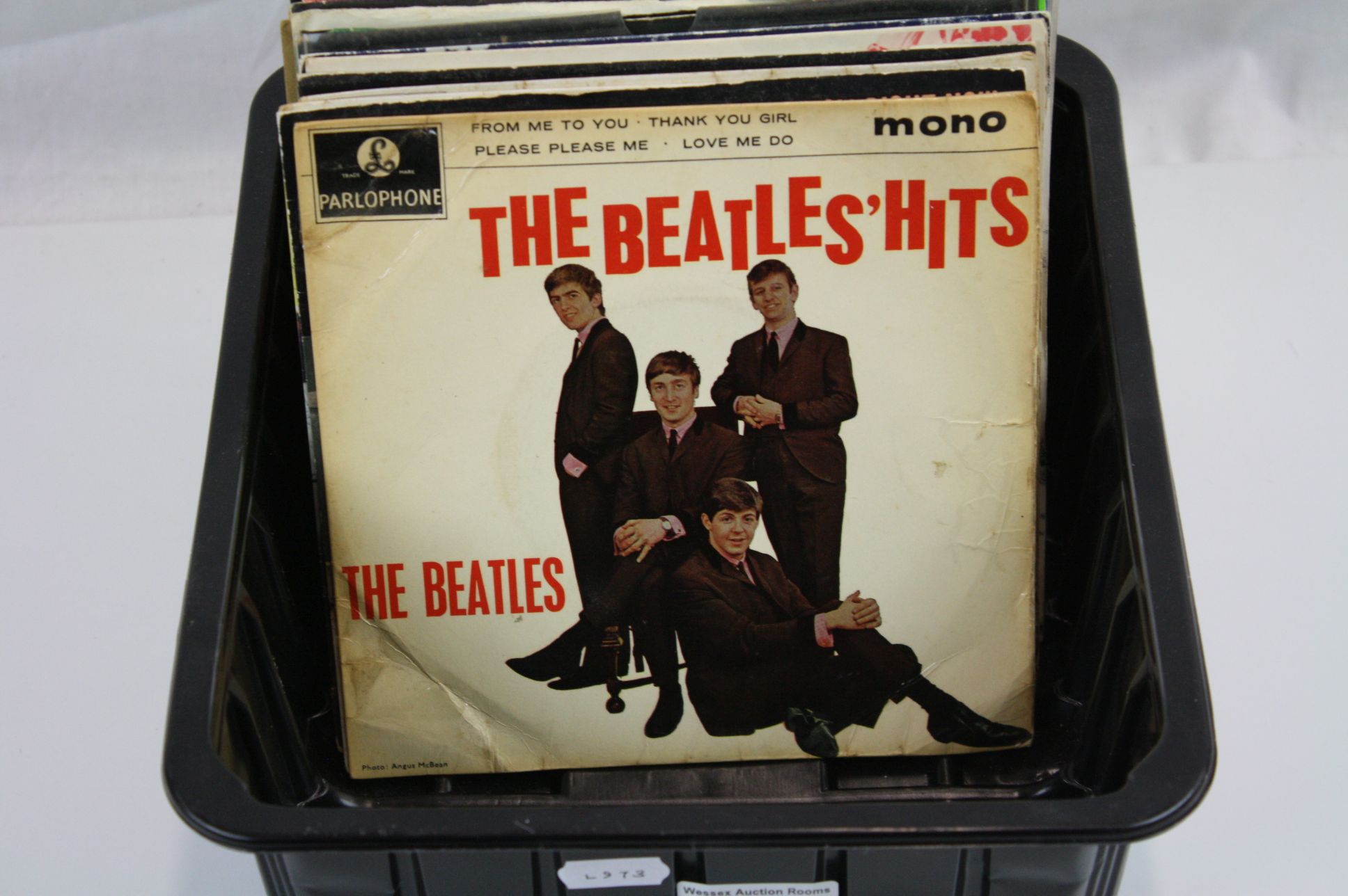 Vinyl - Collection of over 50 rock and pop 45's & EP's including The Beatles, The Move, The - Image 8 of 12