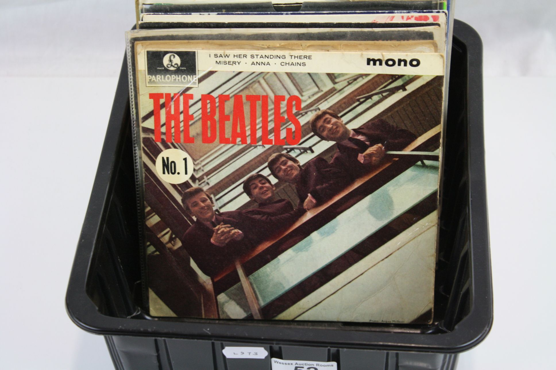 Vinyl - Collection of over 50 rock and pop 45's & EP's including The Beatles, The Move, The - Image 6 of 12