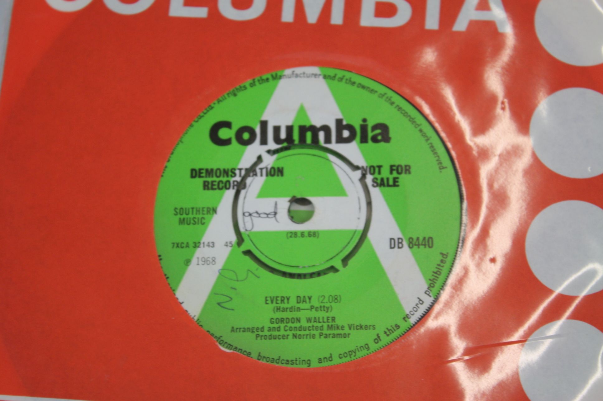 Vinyl - 17 Demo 45s on the Columbia & Parlophone labels from 1968 & 1969 to include artists such - Image 11 of 19