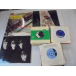 Vinyl - Small collection of mainly 1960's vinyl records to include approx 60 vinyl 7" singles and