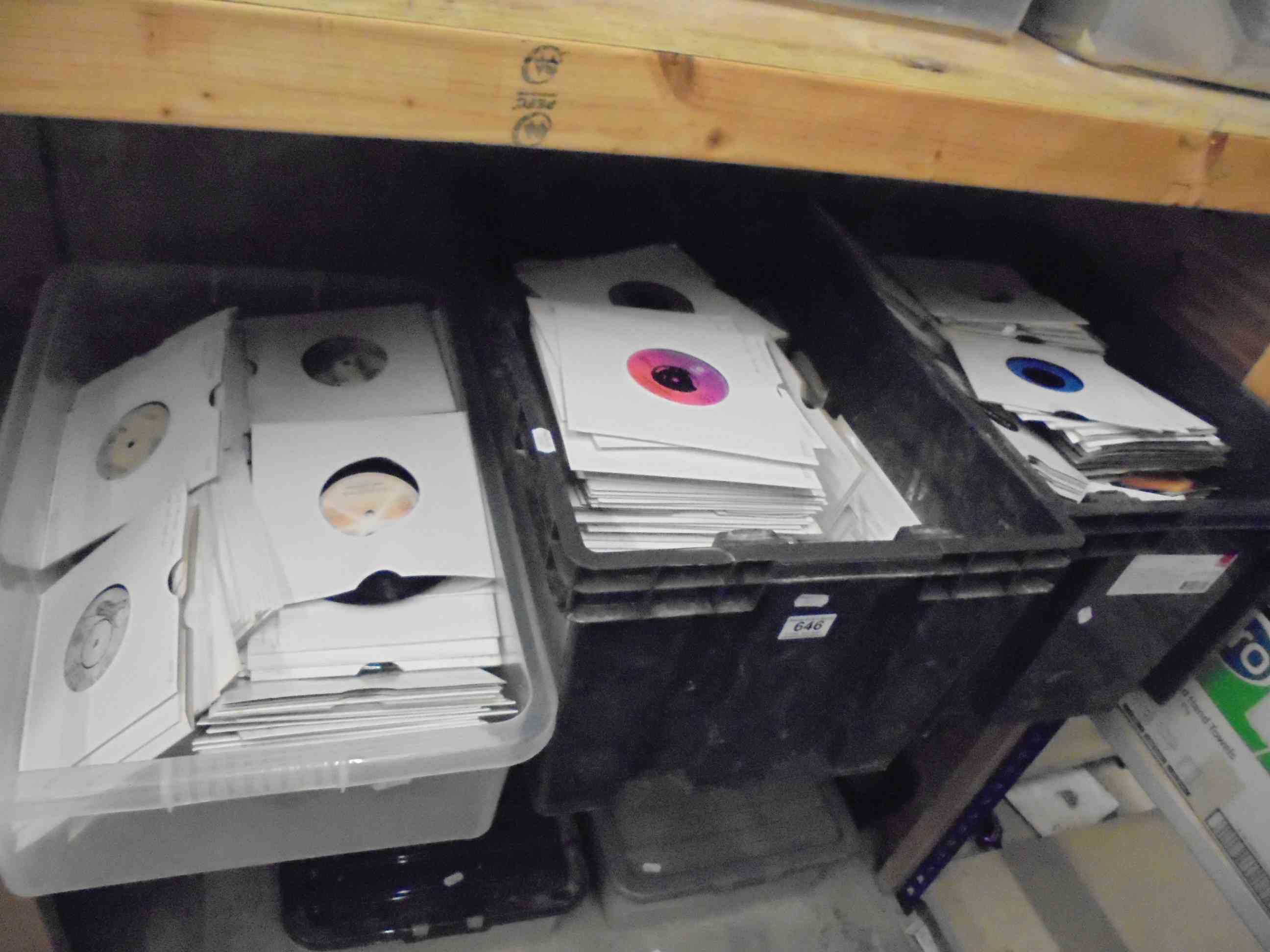 Vinyl - Very large collection of pop 45's in white sleeves from 60's onwards. Mainly in white