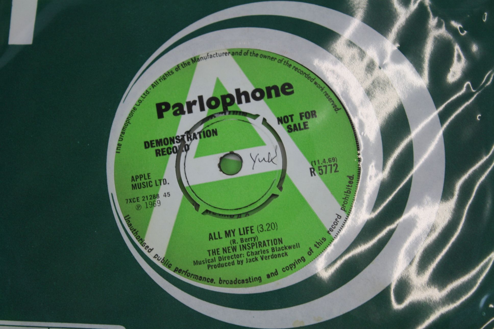 Vinyl - 17 Demo 45s on the Columbia & Parlophone labels from 1968 & 1969 to include artists such - Image 15 of 19