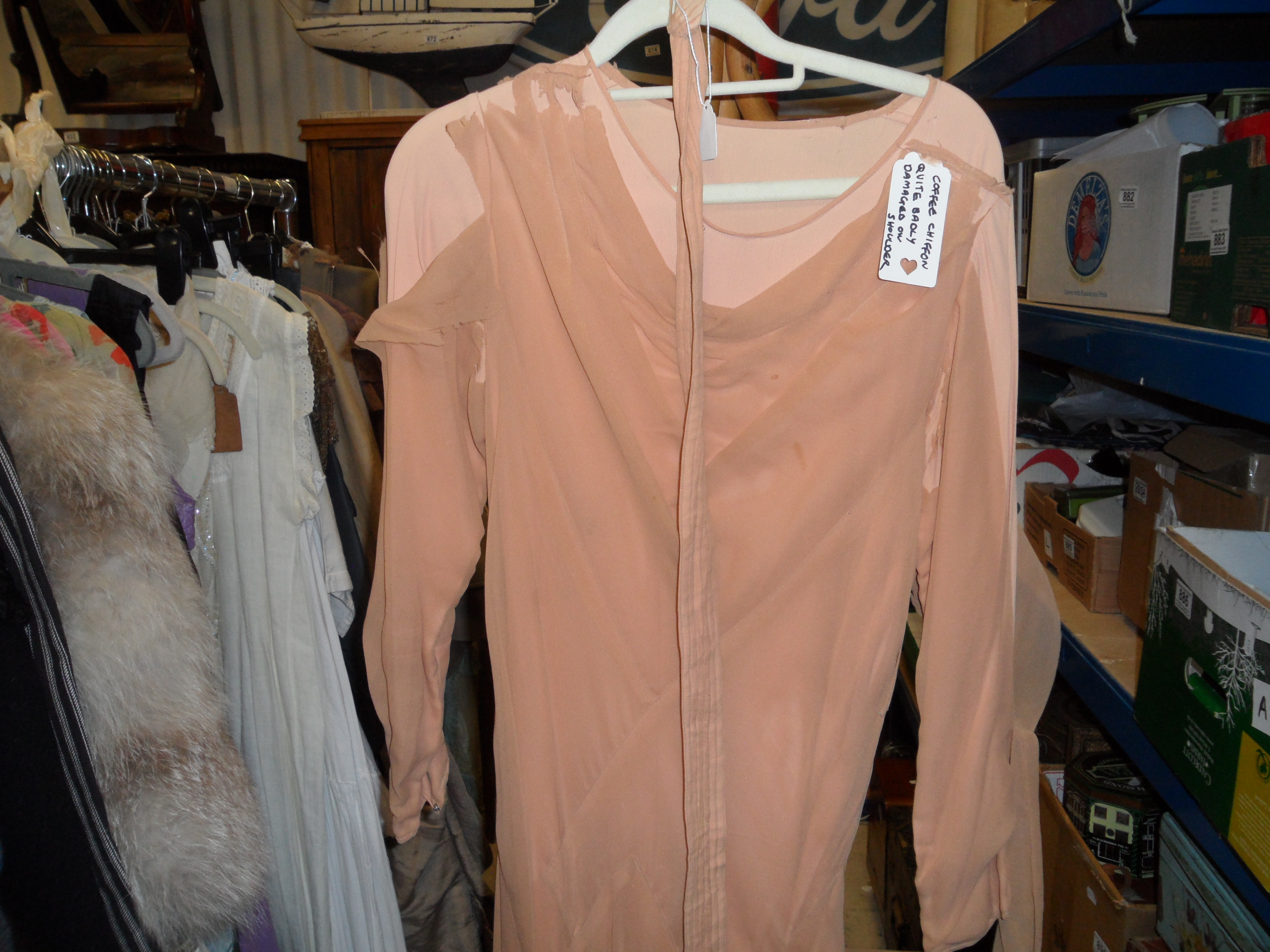 Vintage Clothing - Eight 1920's / 30' / 40's Dresses together with a Silk Dressing Gown and a - Image 23 of 33