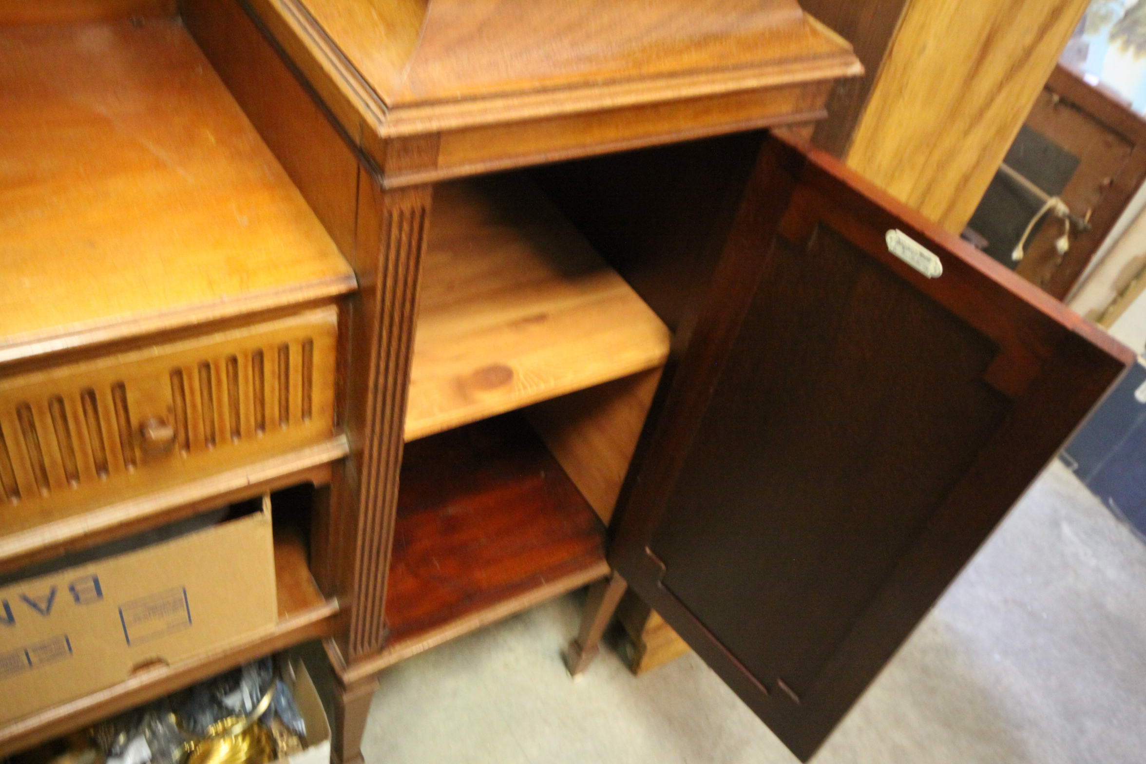 Victorian Mahogany Pedestal Sideboard with central drawer over a shelf flanked by two pedestals - Image 5 of 7