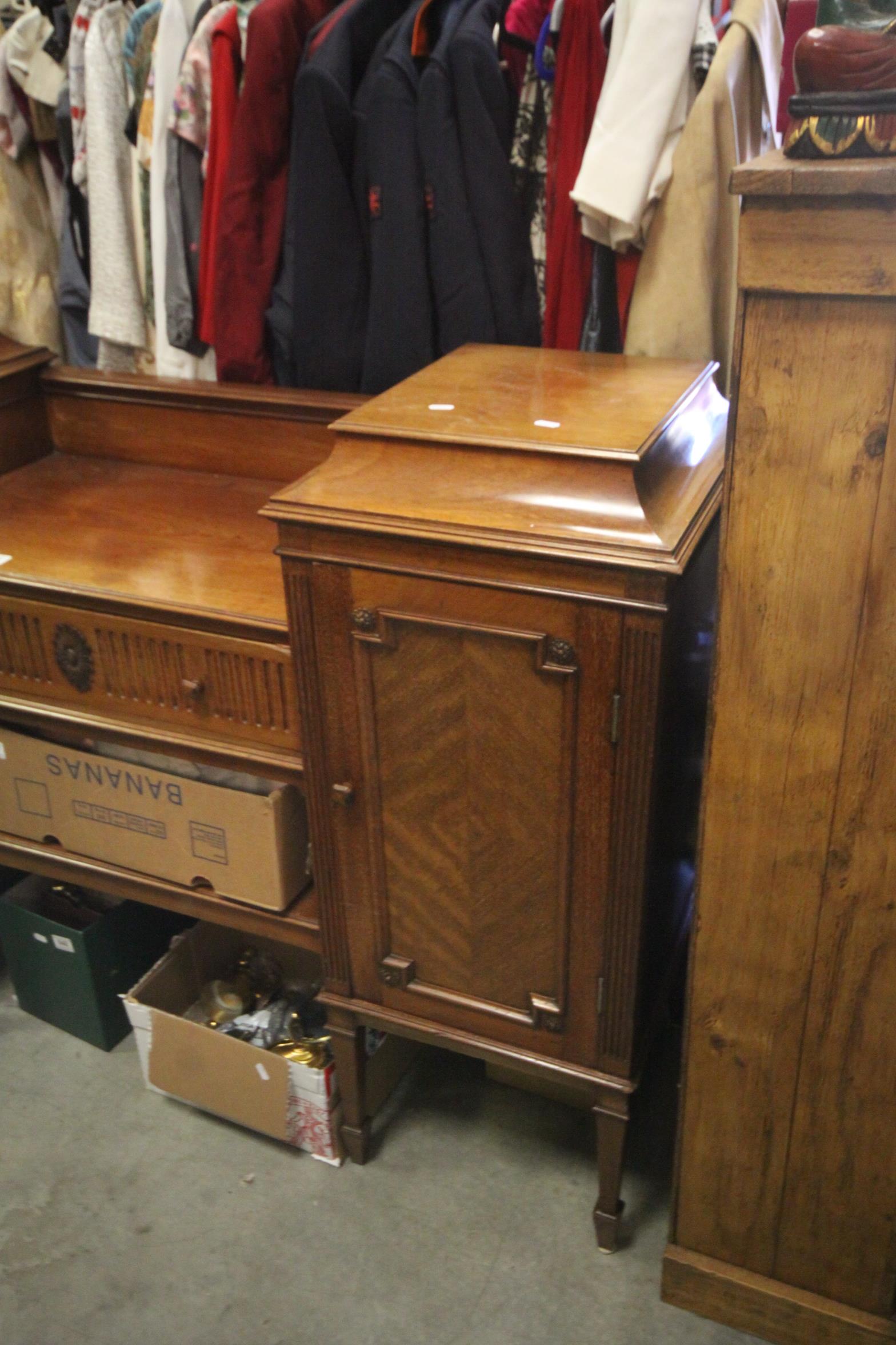 Victorian Mahogany Pedestal Sideboard with central drawer over a shelf flanked by two pedestals - Image 2 of 7