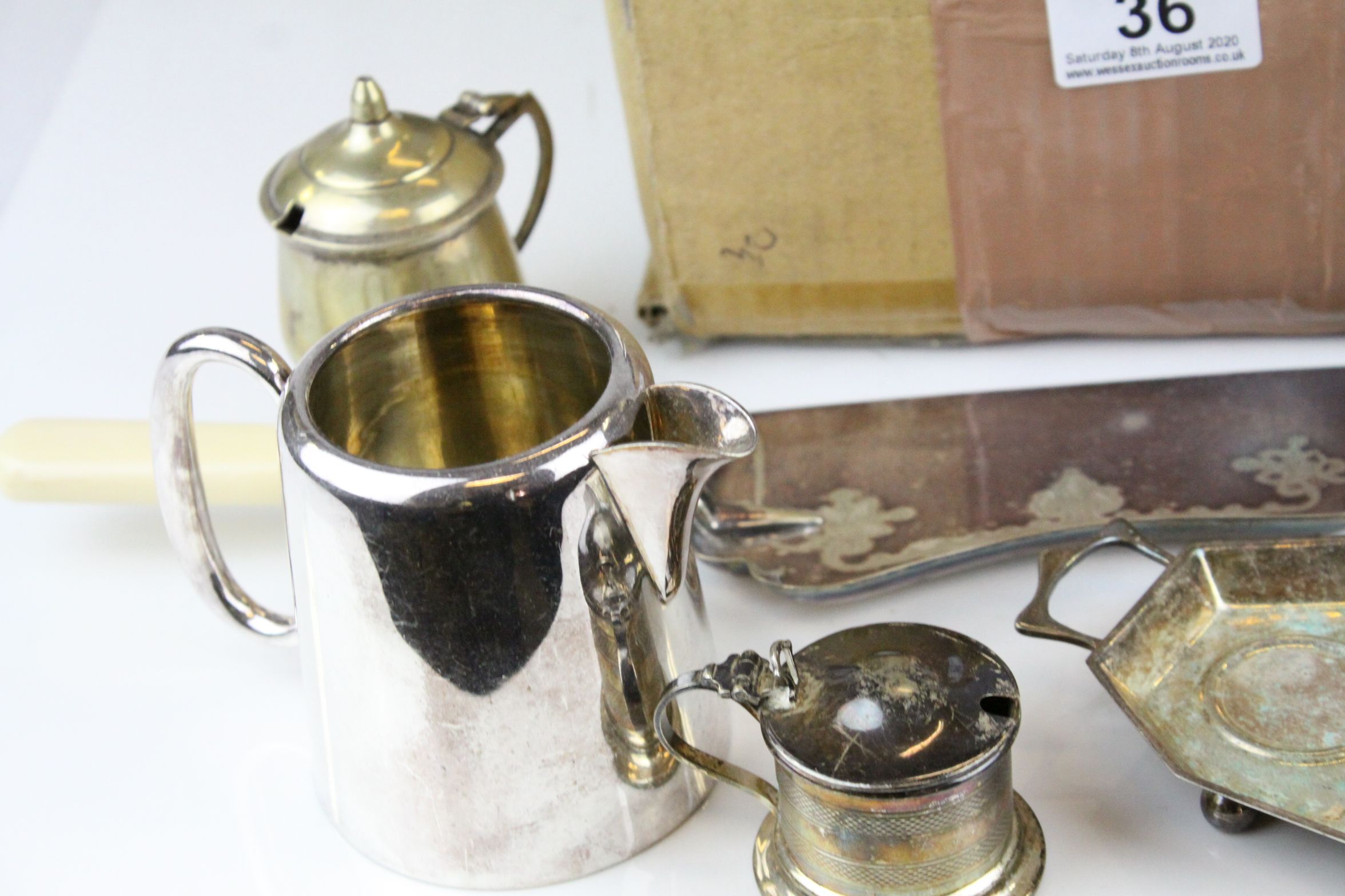 Box of silver plate to include; teapots, cruet set, goblets etc - Image 4 of 5