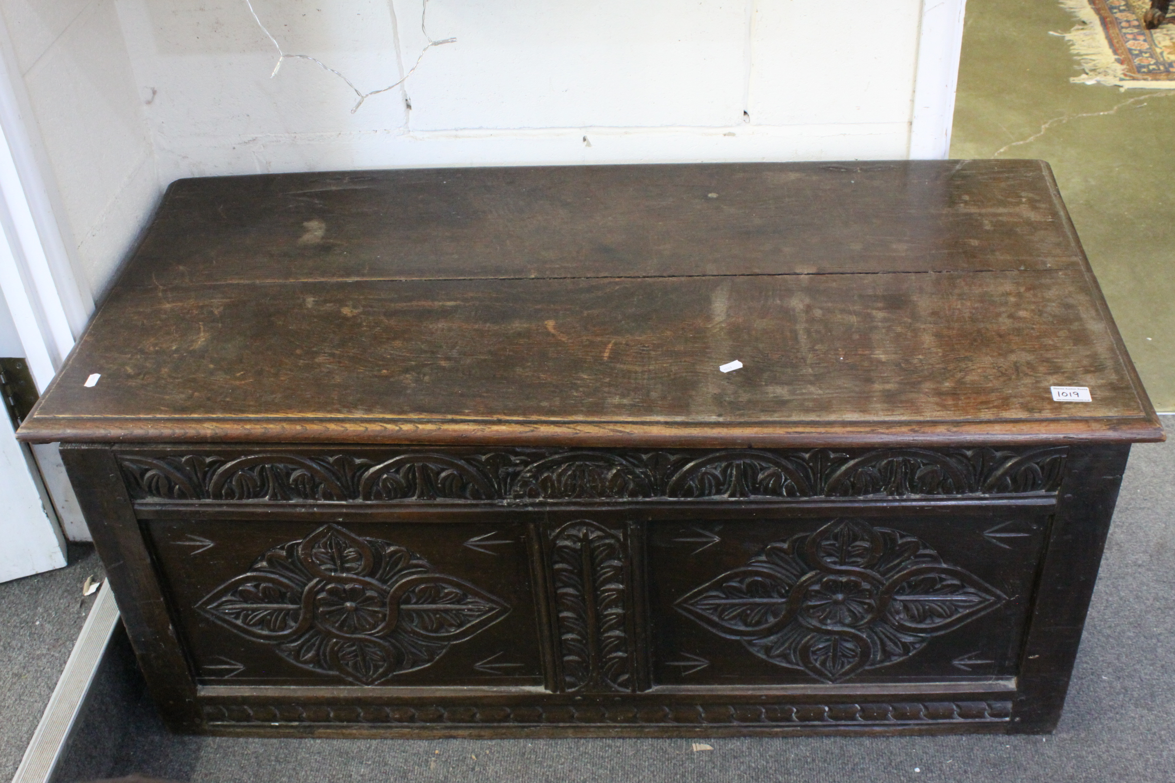 Antique Oak Coffer with Carved Panel to front, 120cms long x 50cms high - Image 2 of 5