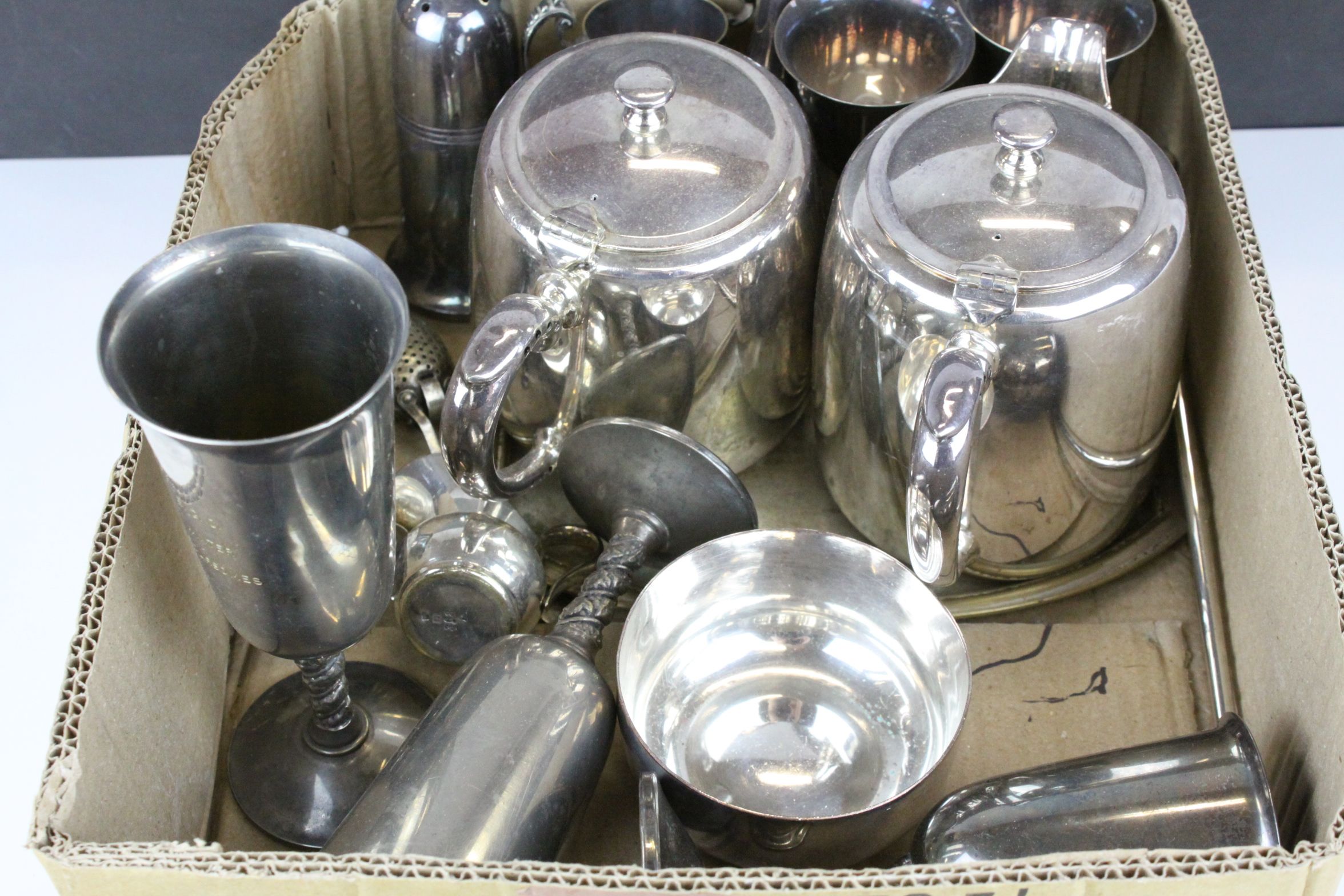 Box of silver plate to include; teapots, cruet set, goblets etc - Image 5 of 5