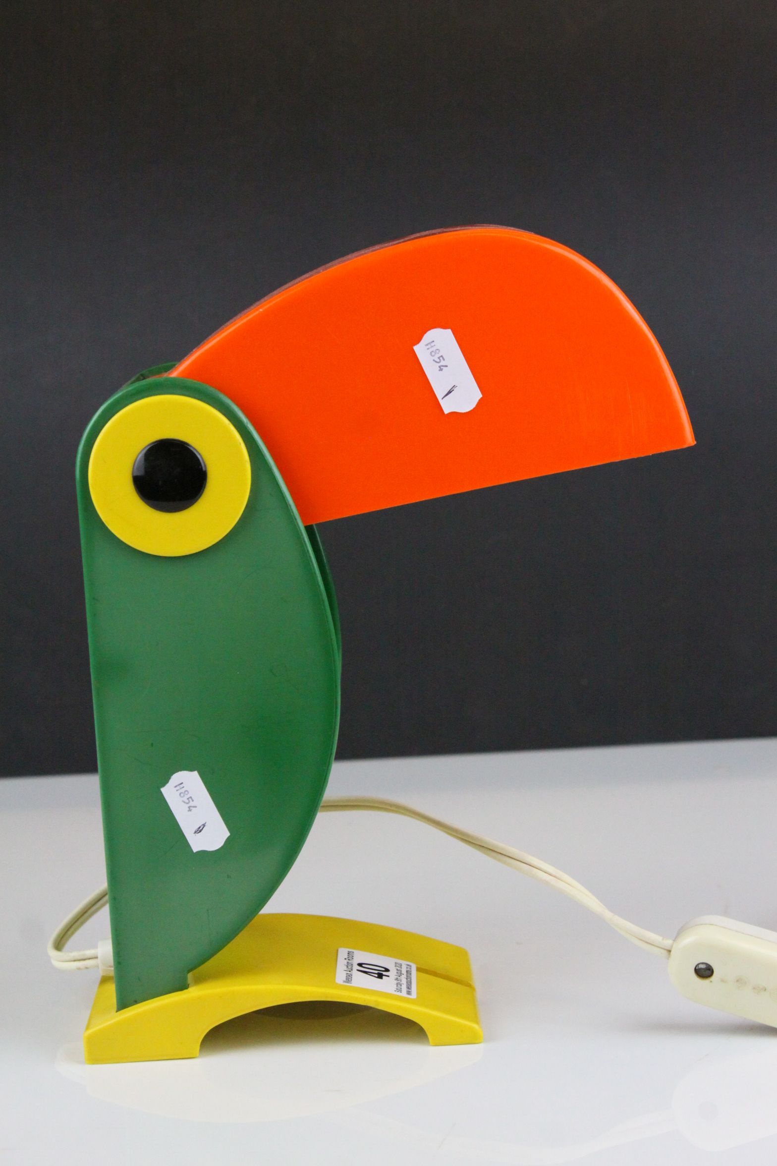 Mid 20th century 1960's Italian Plastic ' Old Timer Ferrari ' Toucan Table Lamp designed by OTF, - Image 4 of 5