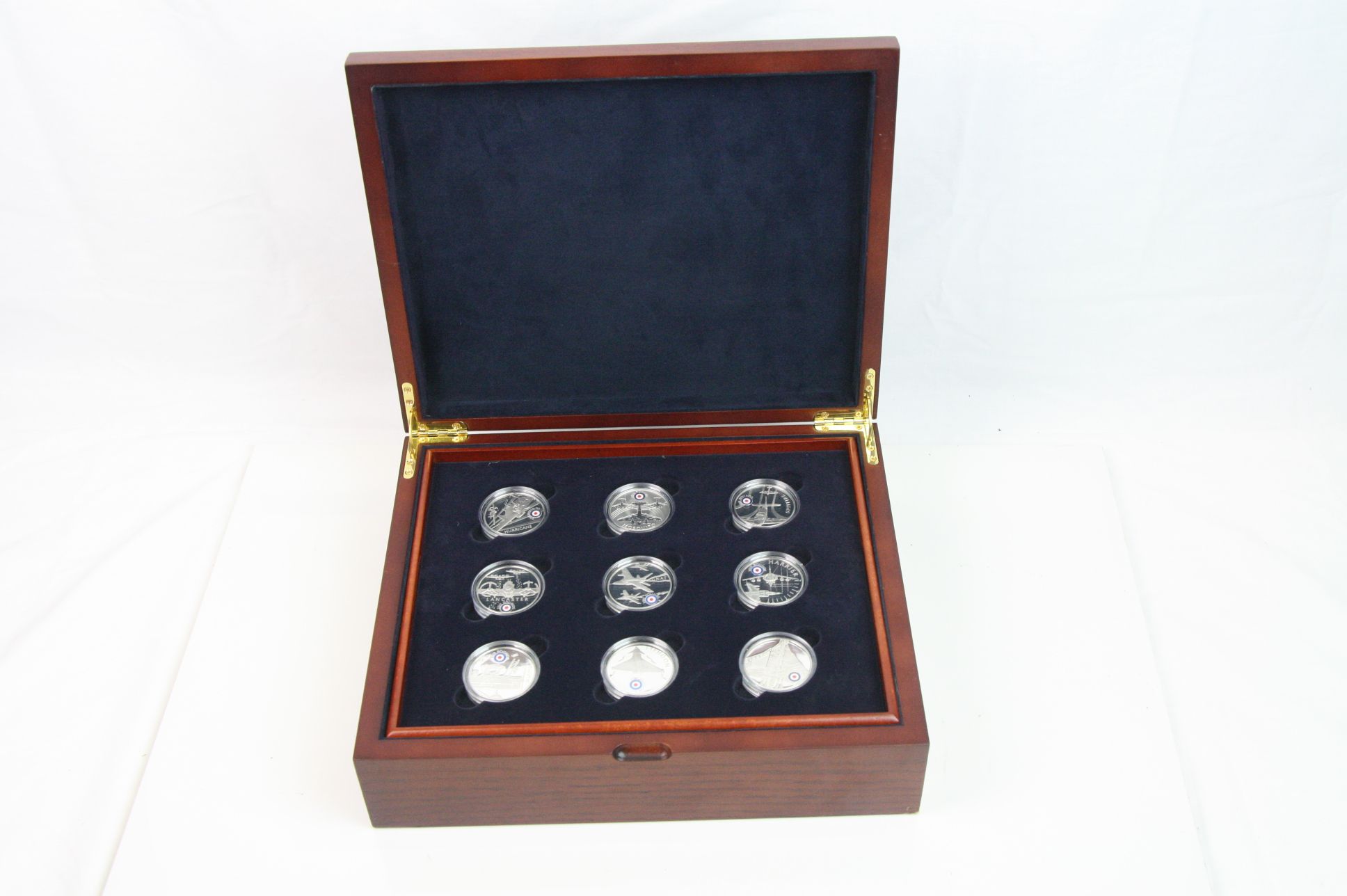 A Royal Mint History Of The RAF / Royal Air Force Silver Proof £5 Coin Set, Set Of 18 x £5 Silver - Image 2 of 21