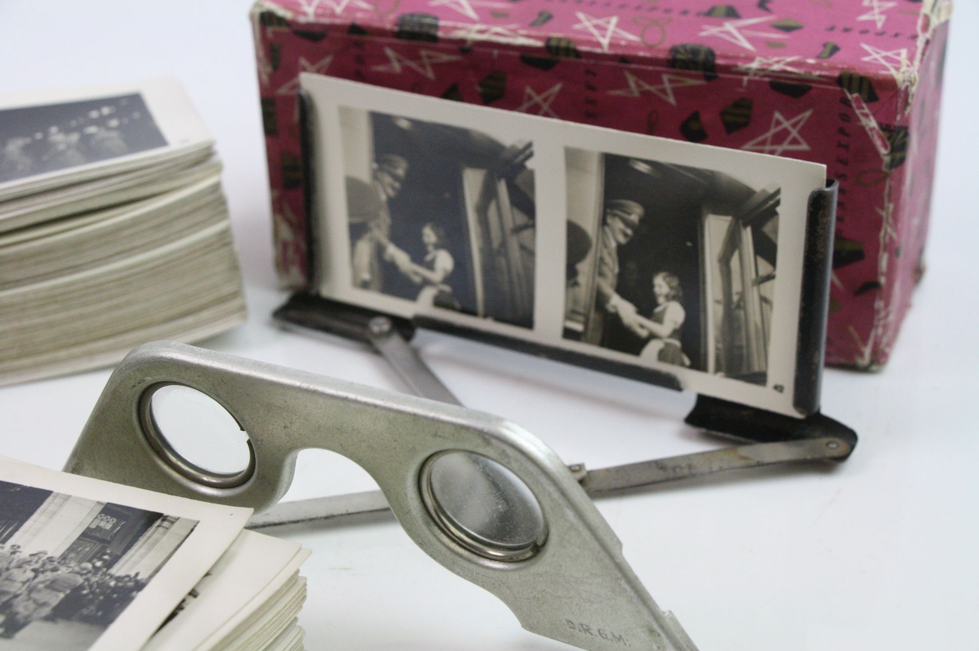 Two Sets Of World War Two German Third Reich Stereoscope Cards Complete With Viewer, Many Photo's - Image 10 of 11