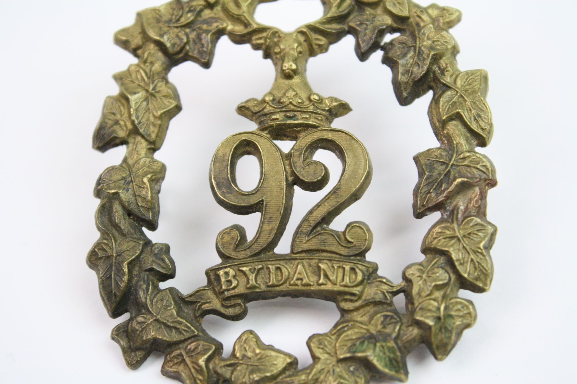 A British Infantry 92nd Regiment Of Foot The Gordon Highlanders Brass Cap Badge. - Image 3 of 8