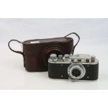 A Vintage Camera Marked Leica D.R.P. Ernst Leitz Wetzlar Luftwaffen - Eigentum No.10794. Complete