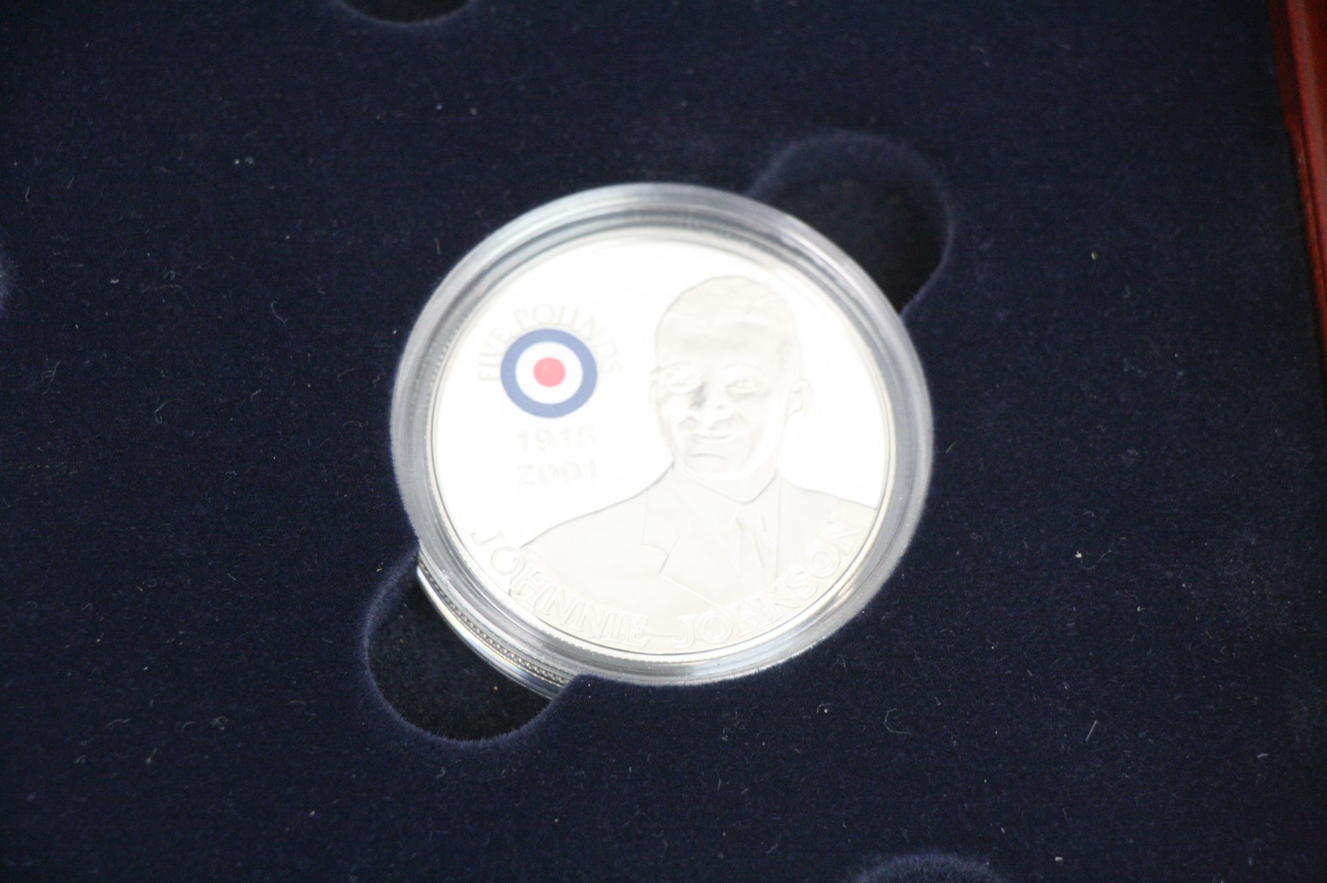 A Royal Mint History Of The RAF / Royal Air Force Silver Proof £5 Coin Set, Set Of 18 x £5 Silver - Image 16 of 21