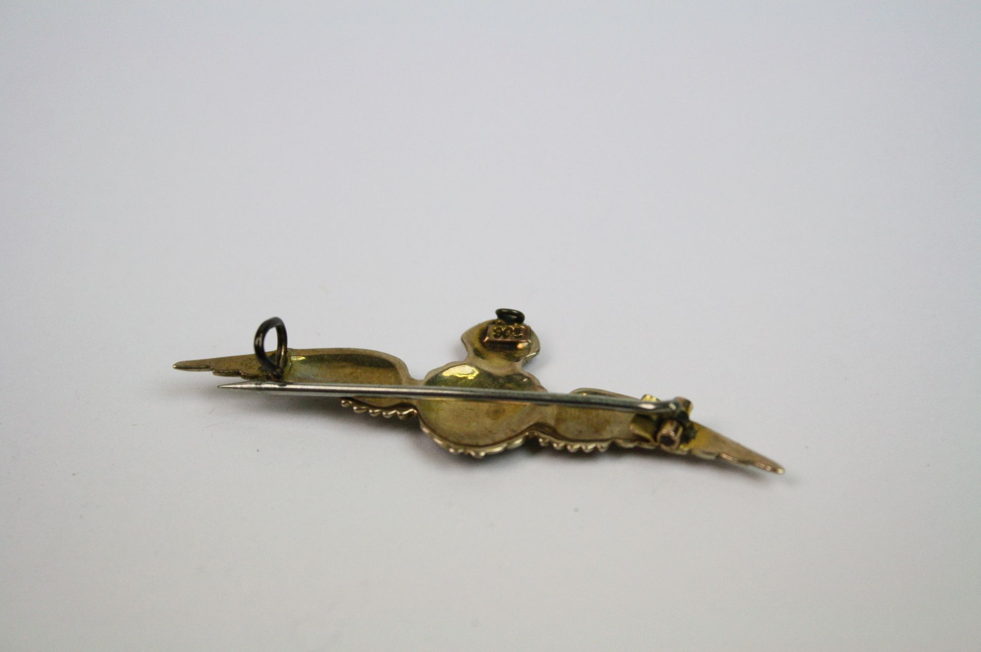 A 9ct Gold And Enamel Royal Flying Corps / RFC Wings Sweetheart Brooch, Marked 9ct For 9ct Gold To - Image 7 of 7