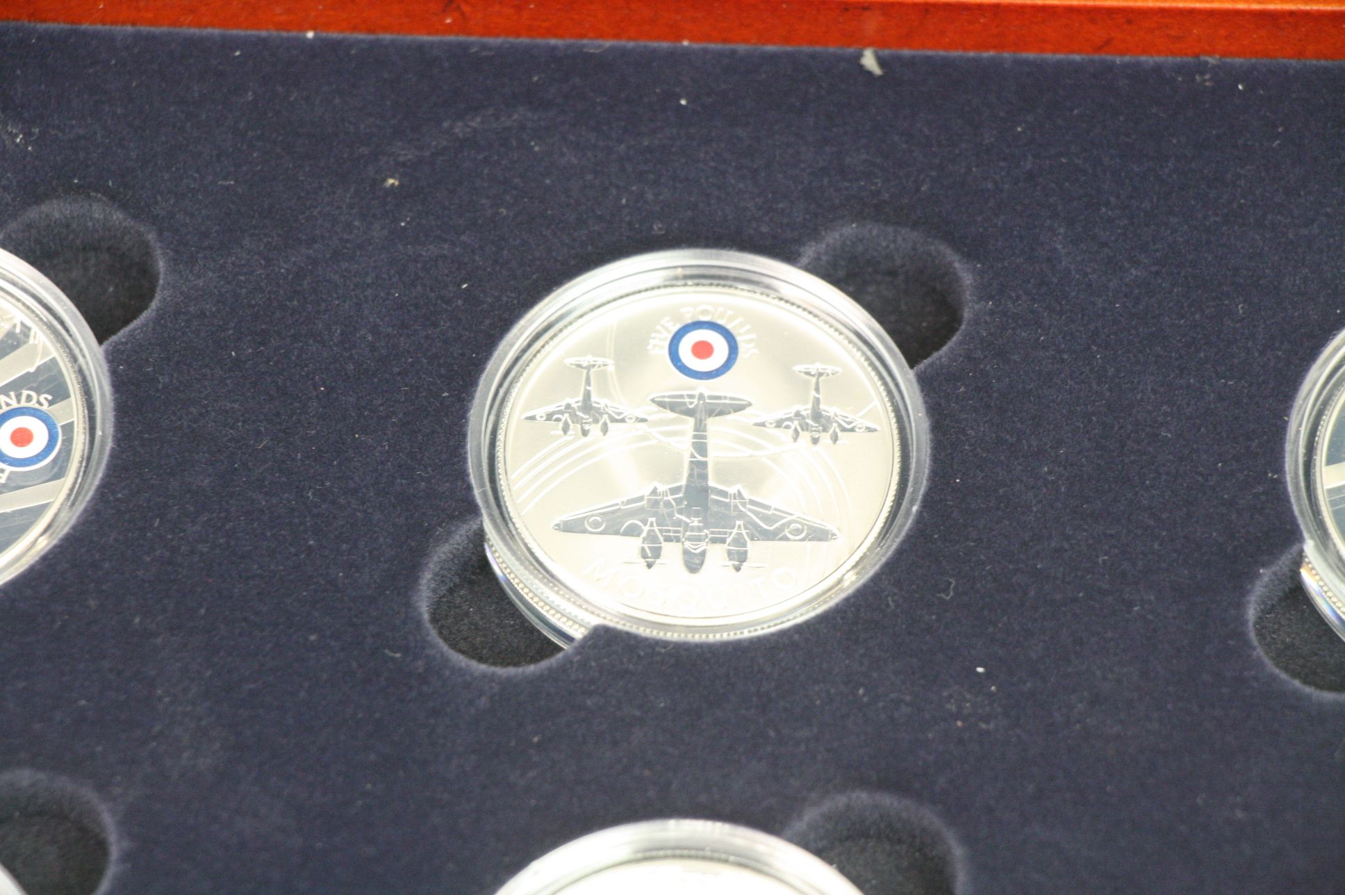 A Royal Mint History Of The RAF / Royal Air Force Silver Proof £5 Coin Set, Set Of 18 x £5 Silver - Image 4 of 21